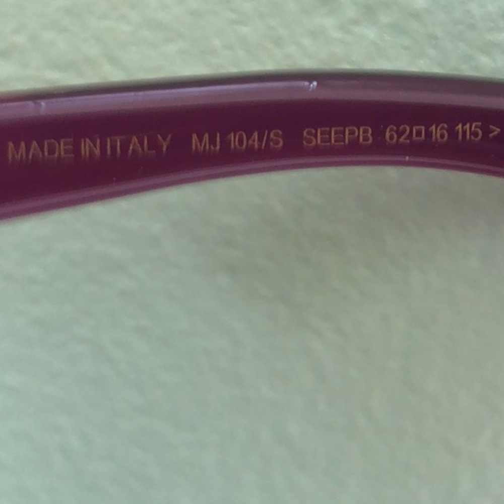 Marc Jacobs Oversized Sunglasses - Picture 6 of 8